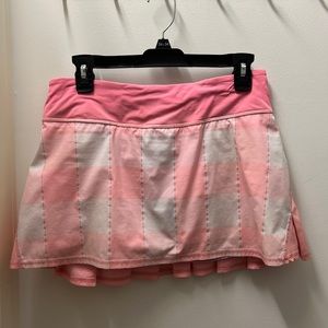 LULULEMON Tennis Skirt (Size 6)